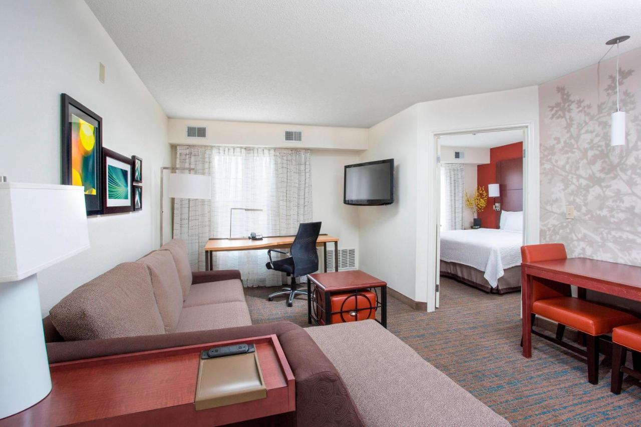 Residence Inn Топика Екстериор снимка