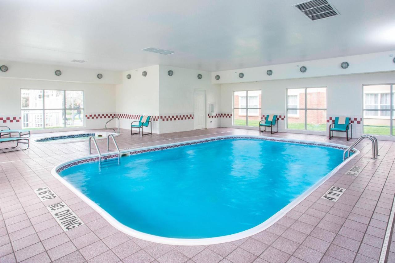 Residence Inn Топика Екстериор снимка