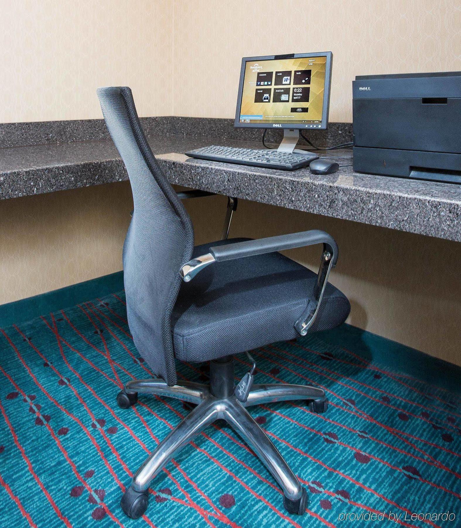 Residence Inn Топика Екстериор снимка