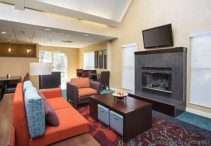 Residence Inn Топика Екстериор снимка